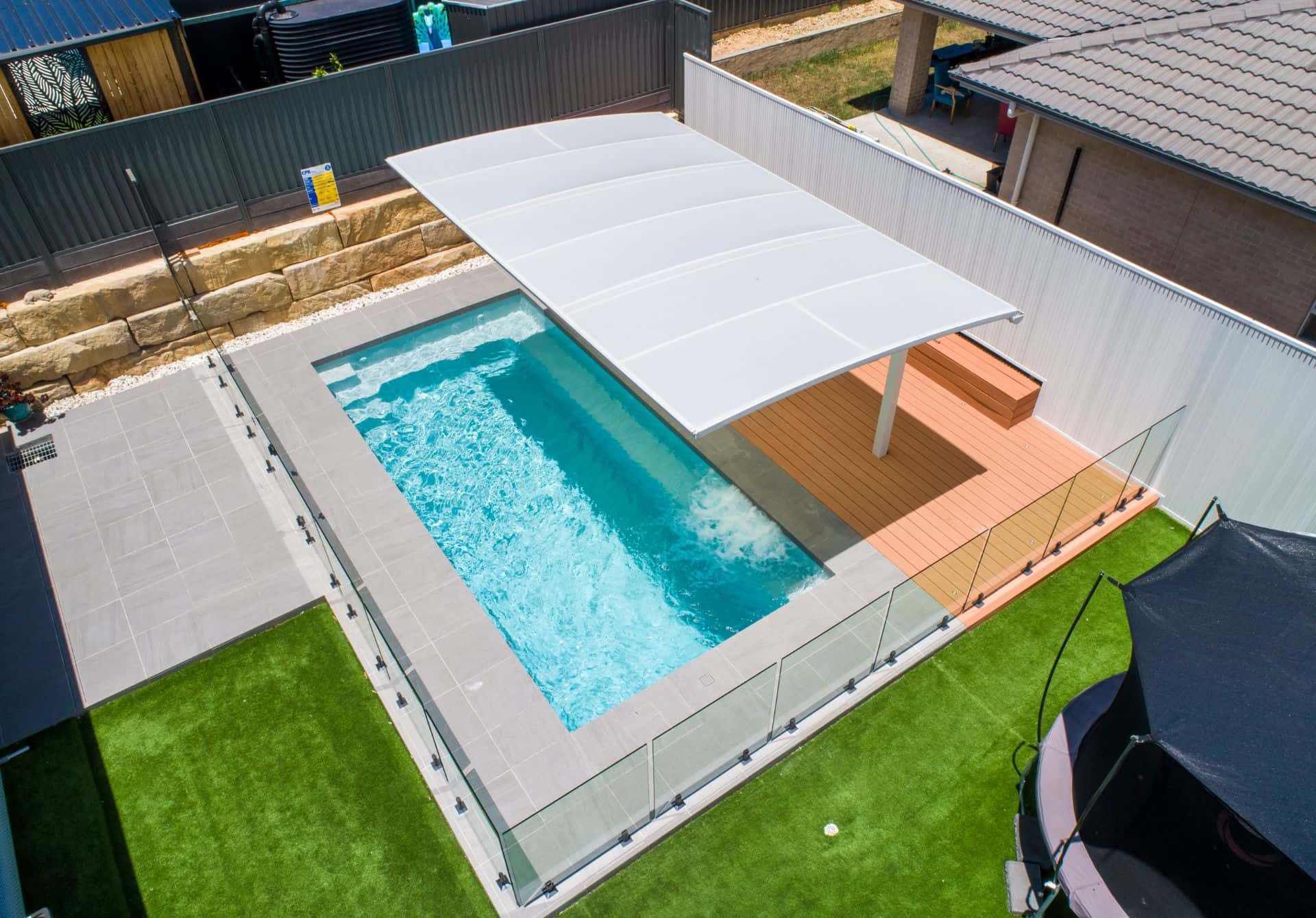 Tranquility Pools Entertainer 7 Quartz Grey